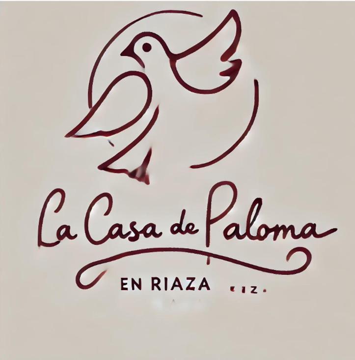 La Casa De Paloma En La Plaza Encanto Historico Riaza Exterior photo